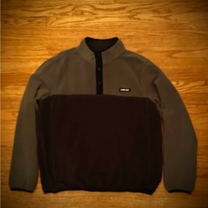 Land’s End Gray & Black Fleece Pullover size L